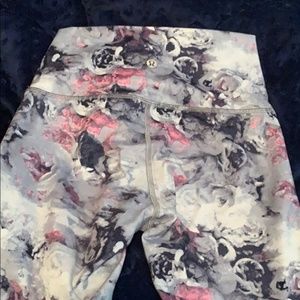 Lululemon Wunder Under High-Rise  Floral Leggings